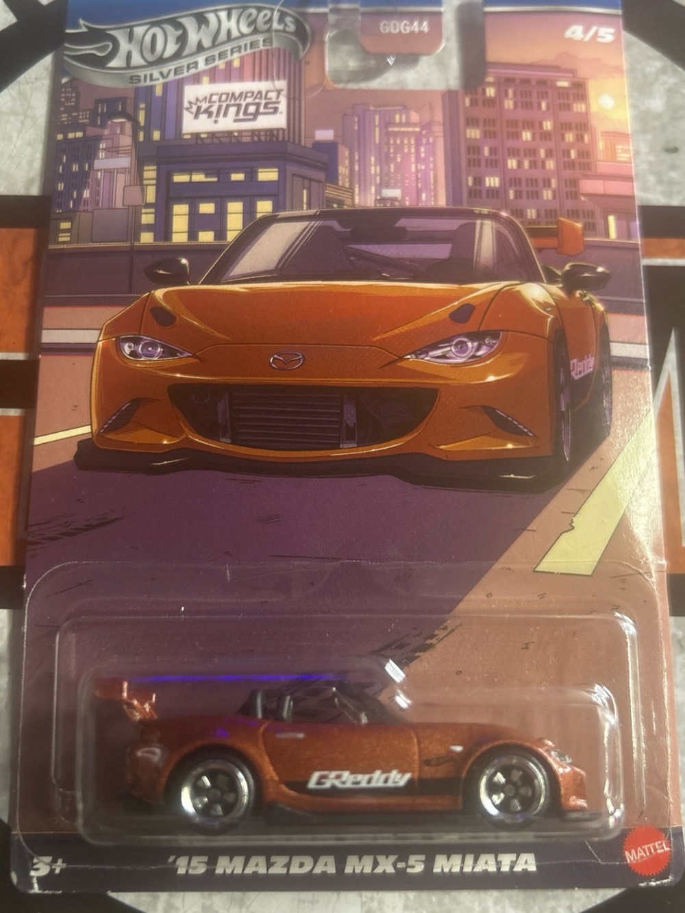 Hot Wheels '15 Mazda MX-5 Miata - Metallic Orange